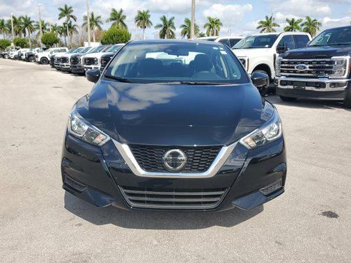 2021 Nissan Versa 1.6 SV