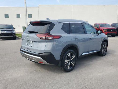 2021 Nissan Rogue Platinum
