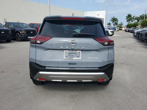 2021 Nissan Rogue Platinum