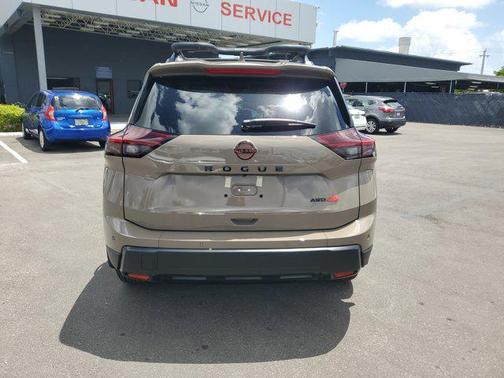 2025 Nissan Rogue Rock Creek