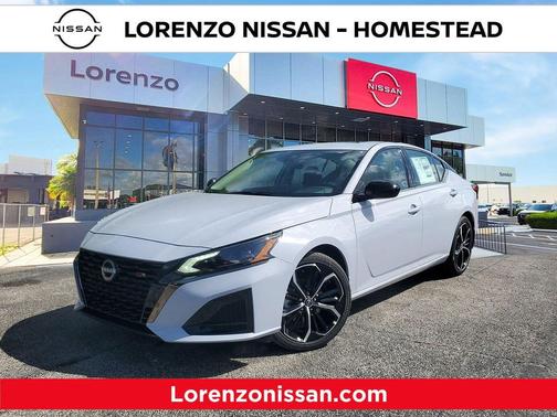 2025 Nissan Altima SR FWD