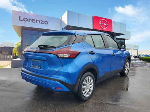 2023 Nissan Kicks S