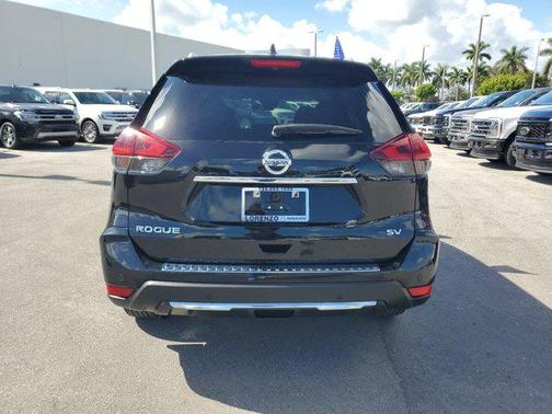 2020 Nissan Rogue SV