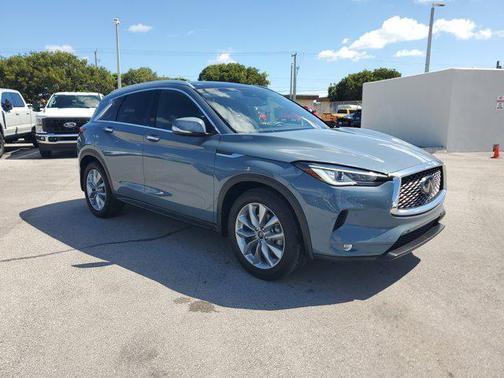 2022 INFINITI QX50 ESSENTIAL