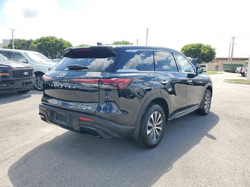 2025 INFINITI QX60 Pure
