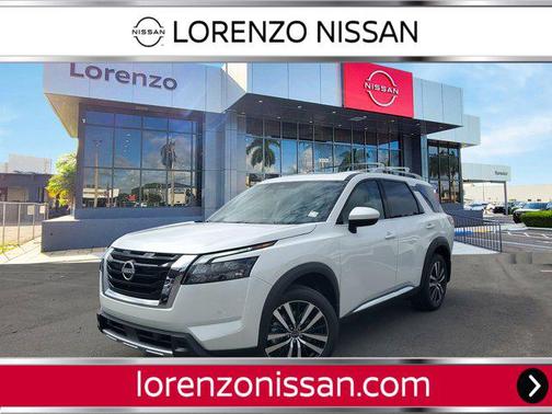 2025 Nissan Pathfinder Platinum FWD