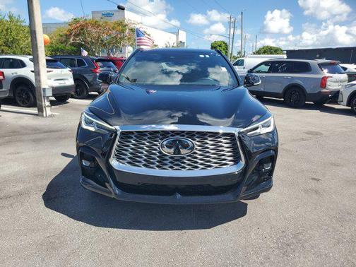 2025 INFINITI QX55 LUXE