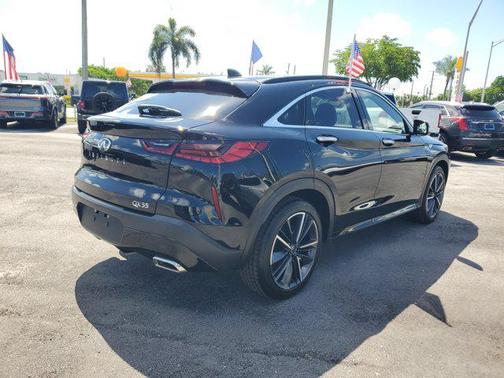 2025 INFINITI QX55 LUXE