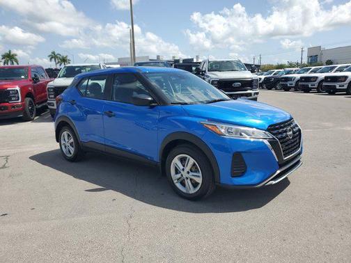 2023 Nissan Kicks S