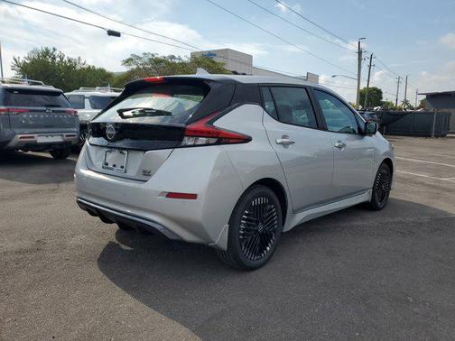 2025 Nissan Leaf SV PLUS