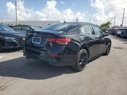 2025 Nissan Sentra SR