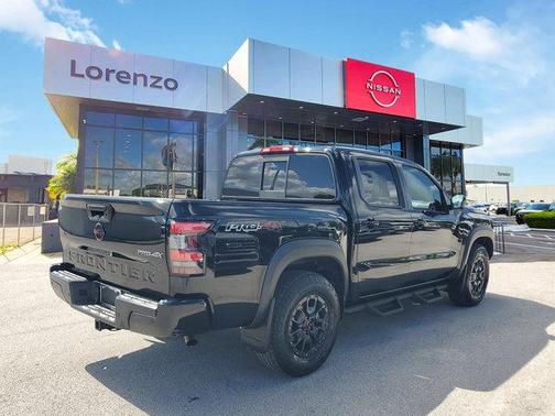 2022 Nissan Frontier PRO-4X