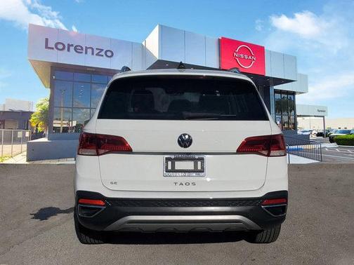 2024 Volkswagen Taos 1.5T SE