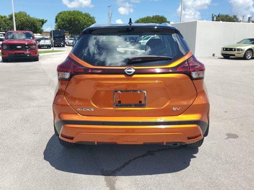 2023 Nissan Kicks SV