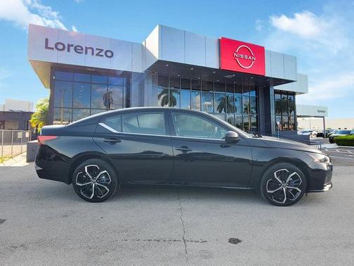 2025 Nissan Altima SR AWD