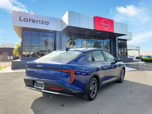 2025 Kia K4 LXS