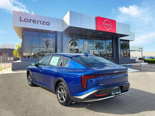2025 Kia K4 LXS