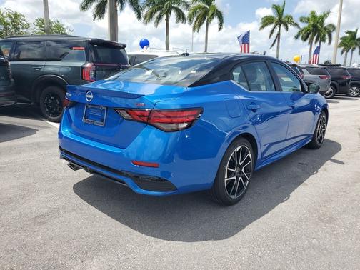 2025 Nissan Sentra SR