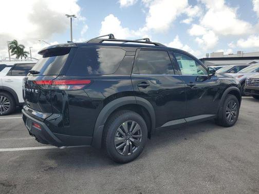 2025 Nissan Pathfinder SV FWD