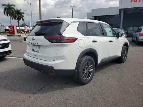 2025 Nissan Rogue S