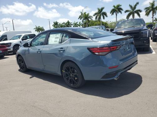2025 Nissan Sentra SR
