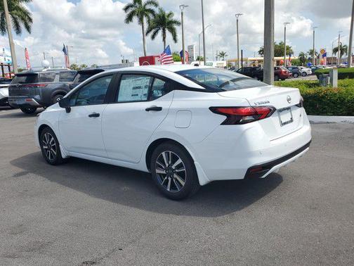 2025 Nissan Versa 1.6 S