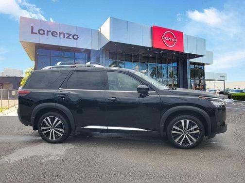 2024 Nissan Pathfinder Platinum 4WD