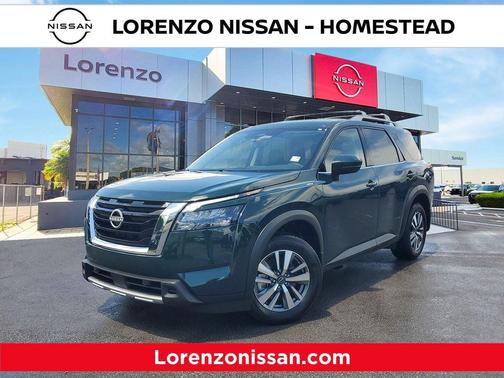 2025 Nissan Pathfinder SL FWD
