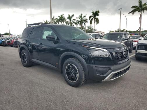 2025 Nissan Pathfinder Rock Creek 4WD