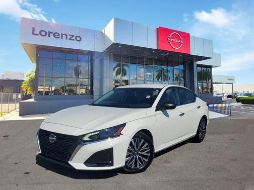 2025 Nissan Altima SV FWD