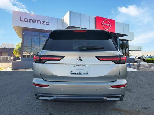 2025 Mitsubishi Outlander SE 2.5 2WD