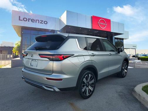 2025 Mitsubishi Outlander SE 2.5 2WD