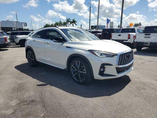 2023 INFINITI QX55 LUXE