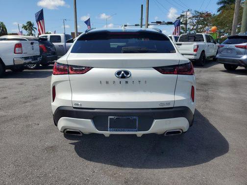 2023 INFINITI QX55 LUXE