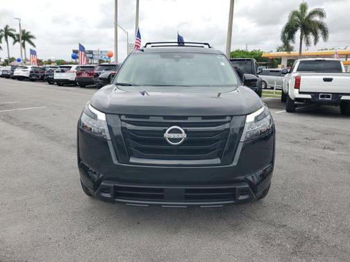 2023 Nissan Pathfinder SV FWD