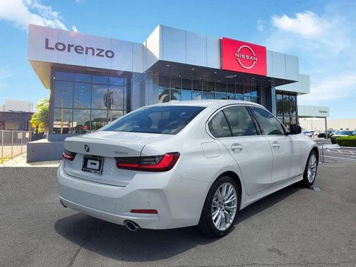 2024 BMW 330 330i Sedan