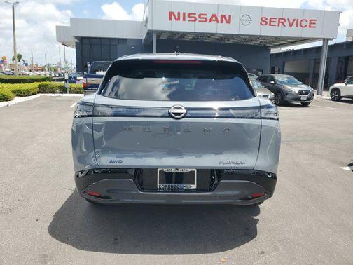 2025 Nissan Murano Platinum