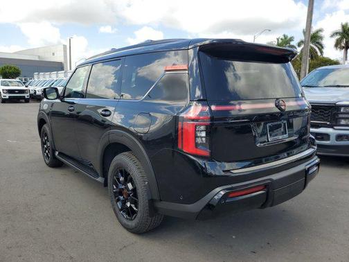 2025 Nissan Armada PRO-4X 4WD