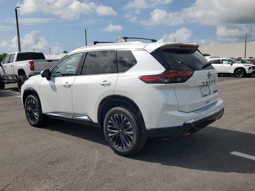 2025 Nissan Rogue Platinum