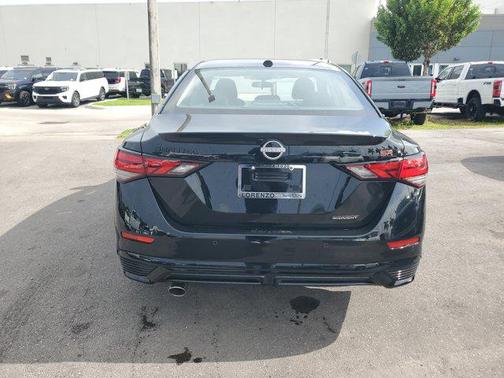 2025 Nissan Sentra SR