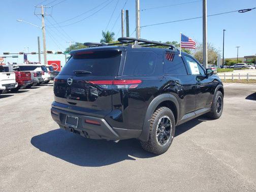 2025 Nissan Pathfinder Rock Creek 4WD