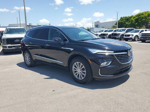 2023 Buick Enclave Essence FWD