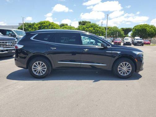 2023 Buick Enclave Essence FWD