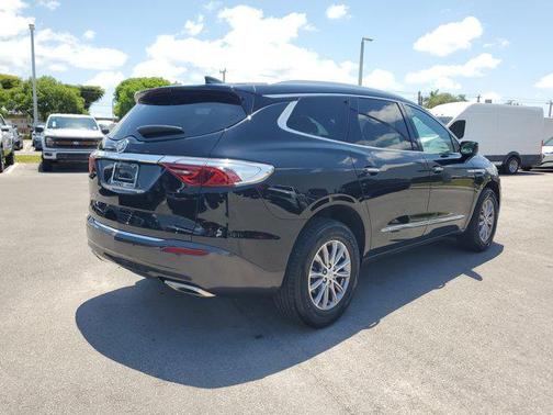 2023 Buick Enclave Essence FWD