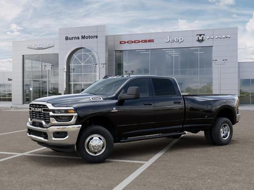 Diamond Black 2026 RAM 3500 Tradesman