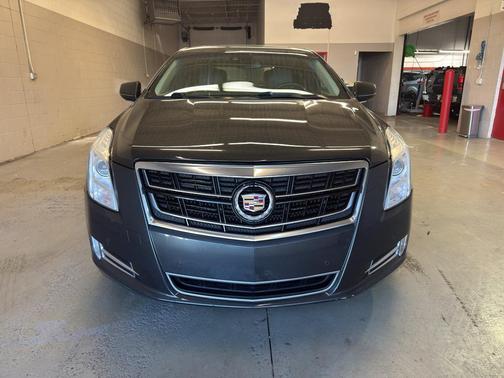 Graphite Metallic 2014 Cadillac XTS Vsport Premium