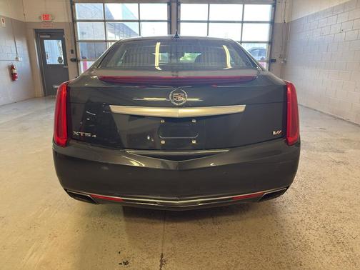 Graphite Metallic 2014 Cadillac XTS Vsport Premium