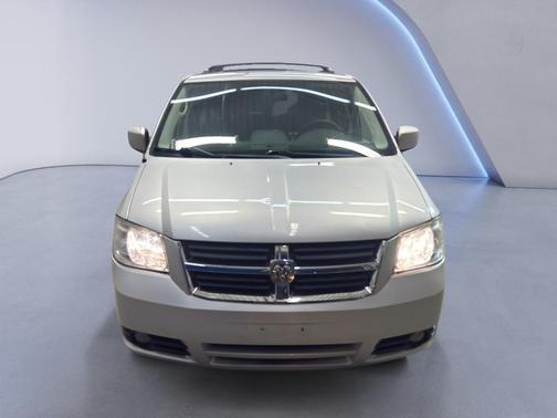 Bright Silver Metallic Clearcoat 2010 Dodge Grand Caravan Crew