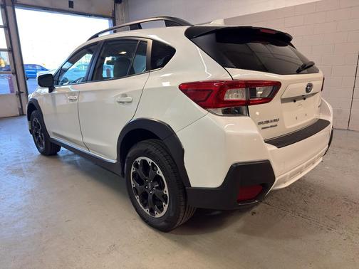Crystal White Pearl 2023 Subaru Crosstrek Premium