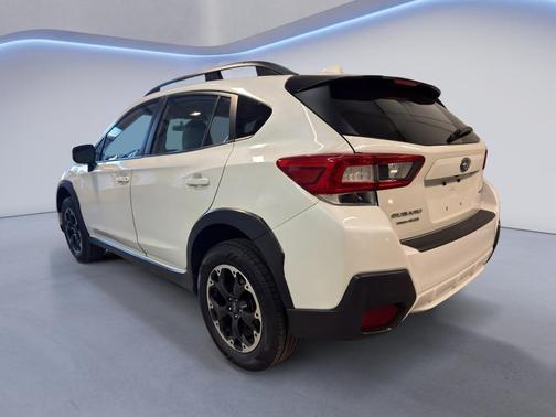 Crystal White Pearl 2023 Subaru Crosstrek Premium